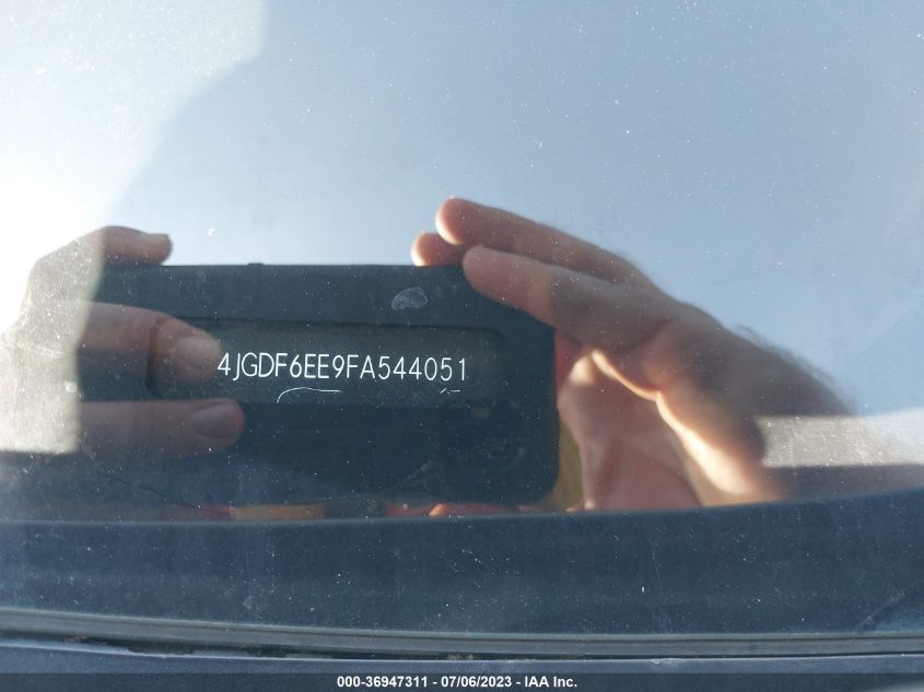 2015 MERCEDES-BENZ GL-CLASS GL 450 - 4JGDF6EE9FA522051