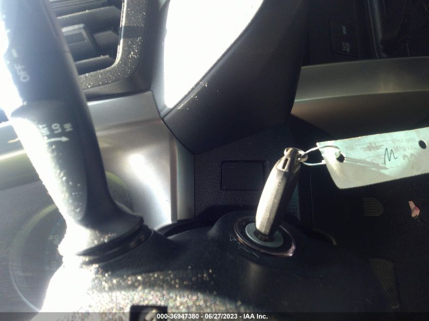 2017 TOYOTA RAV4 LE - JTMBFREV7HD204637