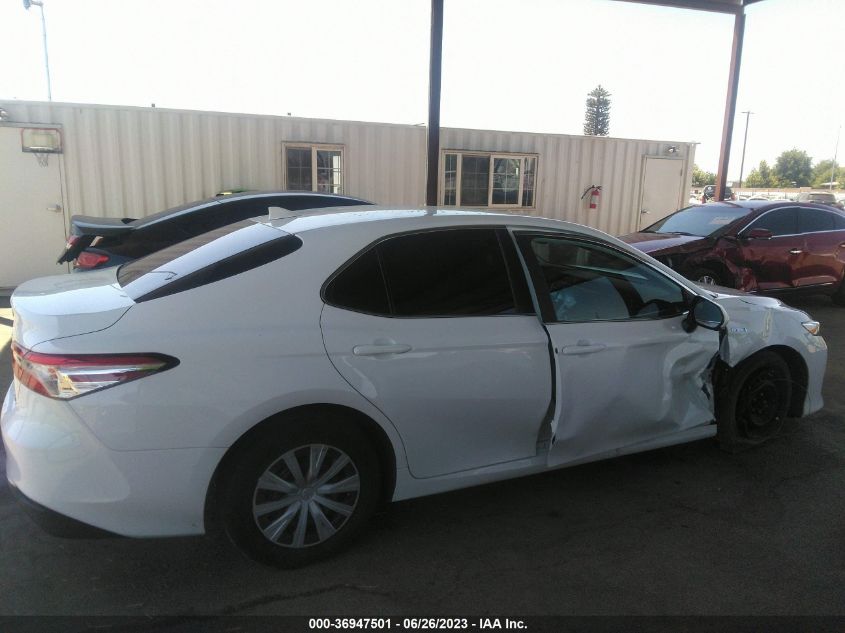 2020 TOYOTA CAMRY HYBRID LE - 4T1C31AK2LU543806
