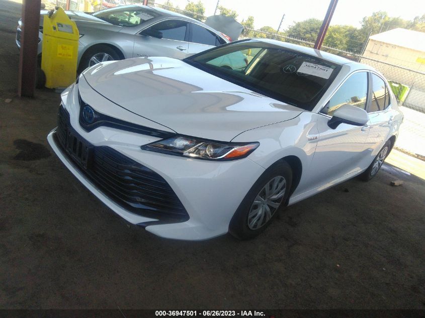 2020 TOYOTA CAMRY HYBRID LE - 4T1C31AK2LU543806