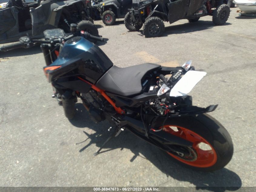 2022 KTM 890 DUKE R VBKTU9407NM830280