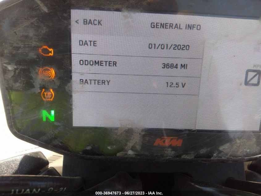 2022 KTM 890 DUKE R VBKTU9407NM830280