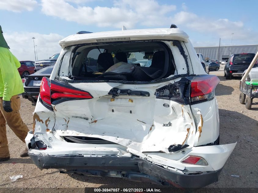 2018 TOYOTA RAV4 XLE/ADVENTURE - JTMWFREV7JJ748533