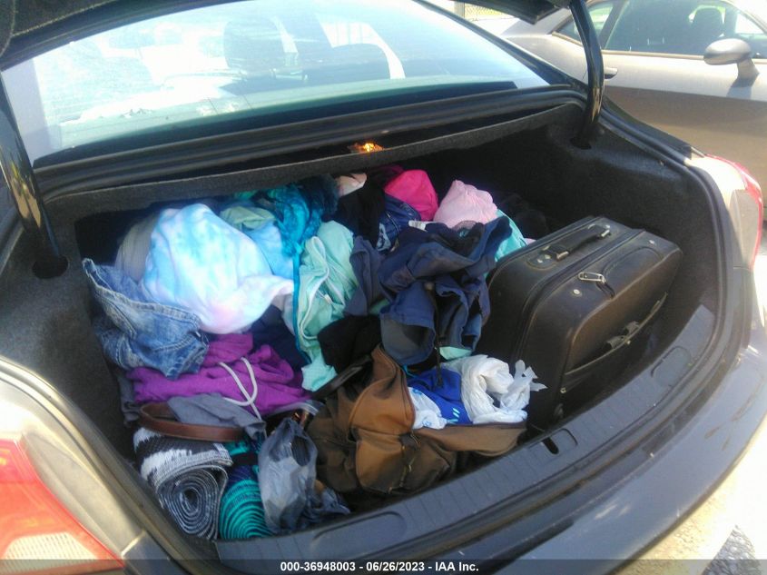 2017 CHEVROLET IMPALA LT - 2G1105SA6H9179422