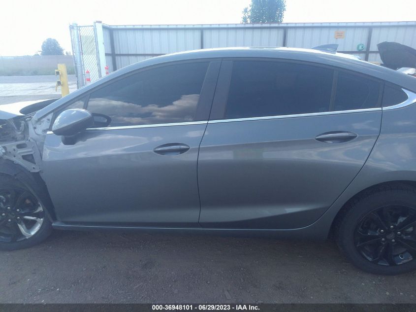2019 CHEVROLET CRUZE LT - 1G1BE5SM7K7139133