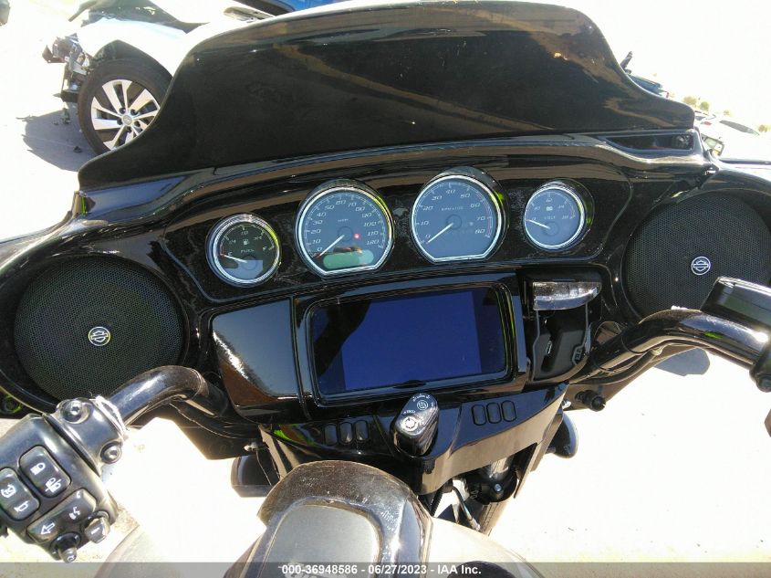 2022 HARLEY-DAVIDSON FLHXST 1HD1ABL11NB607732