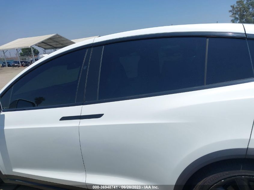 2018 TESLA MODEL X 75D/100D/P100D - 5YJXCDE25JF101738