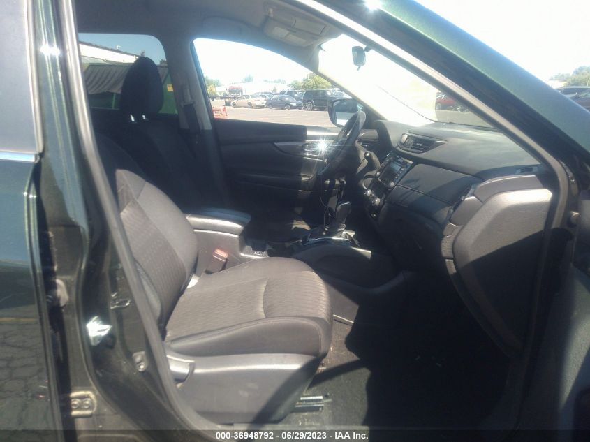 2019 NISSAN ROGUE SV - 5N1AT2MV5KC725605