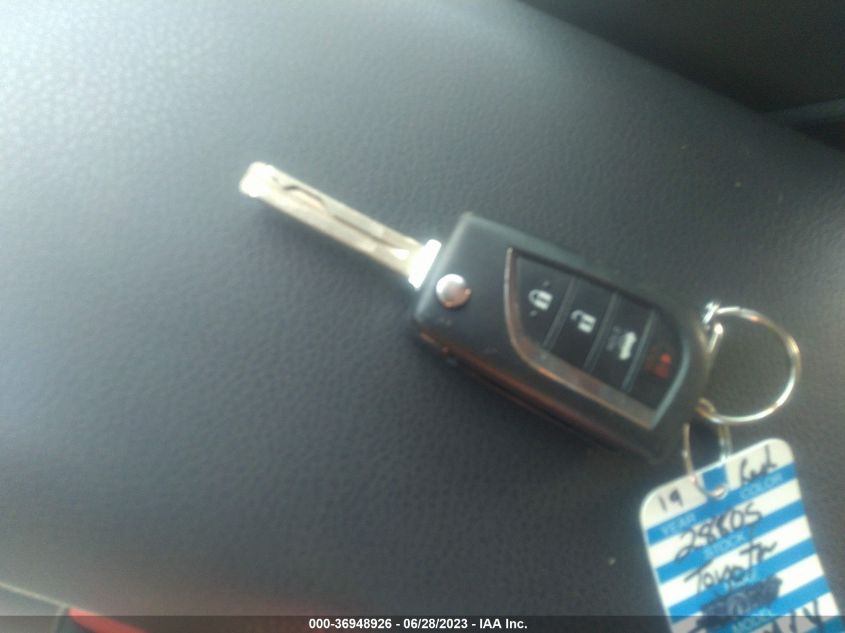 2019 TOYOTA CAMRY LE/SE/XLE/L - 4T1B11HK3KU170068