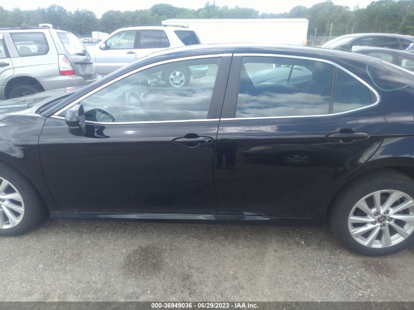 2021 TOYOTA CAMRY LE - 4T1C11BK2MU033137