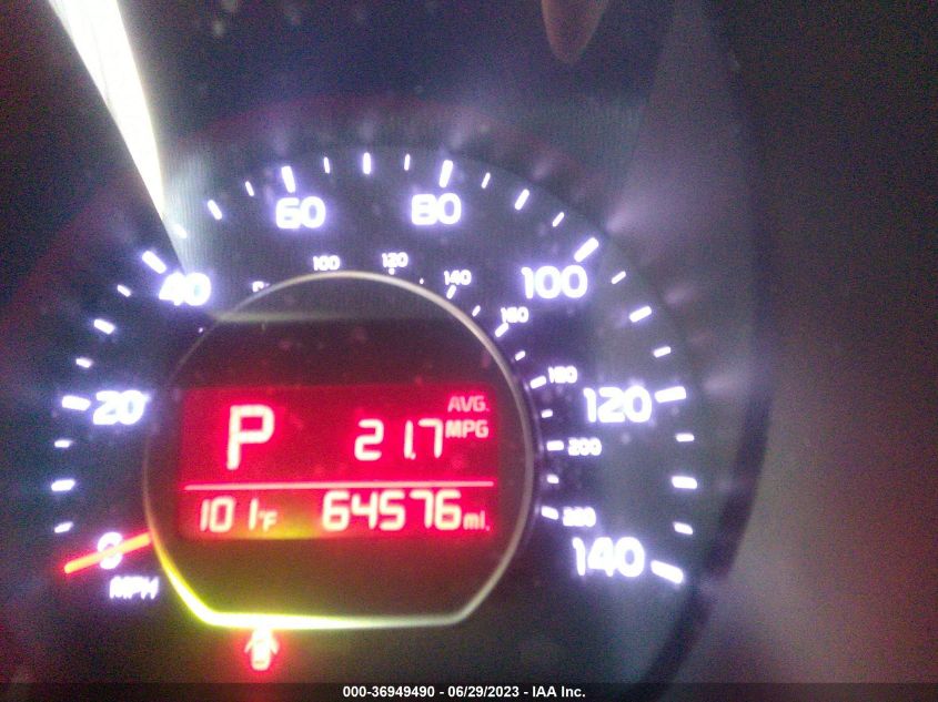 2015 KIA SOUL + - KNDJP3A52F7154379