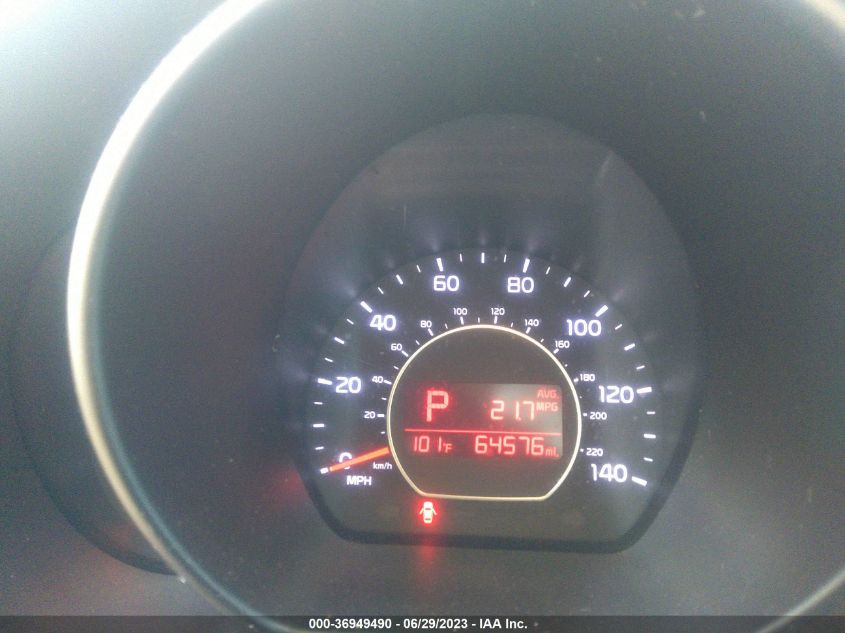2015 KIA SOUL + - KNDJP3A52F7154379