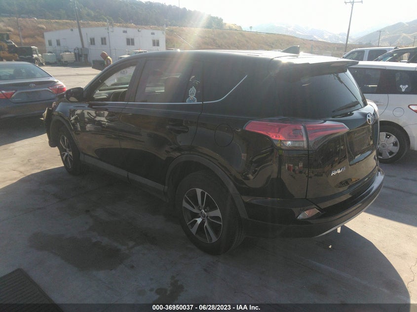 VIN 2T3WFREV6JW468202 2018 TOYOTA RAV4 XLE/ADVENTURE