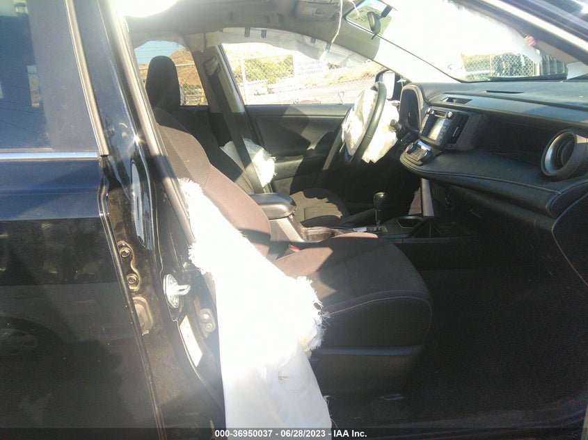 VIN 2T3WFREV6JW468202 2018 TOYOTA RAV4 XLE/ADVENTURE