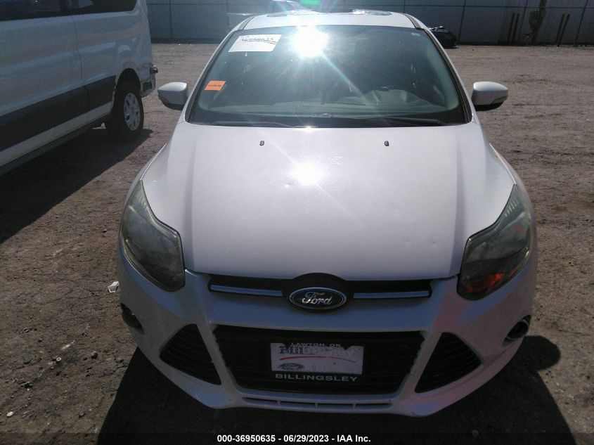 1FAHP3J20CL320444 2012 FORD FOCUS, photo no. 12