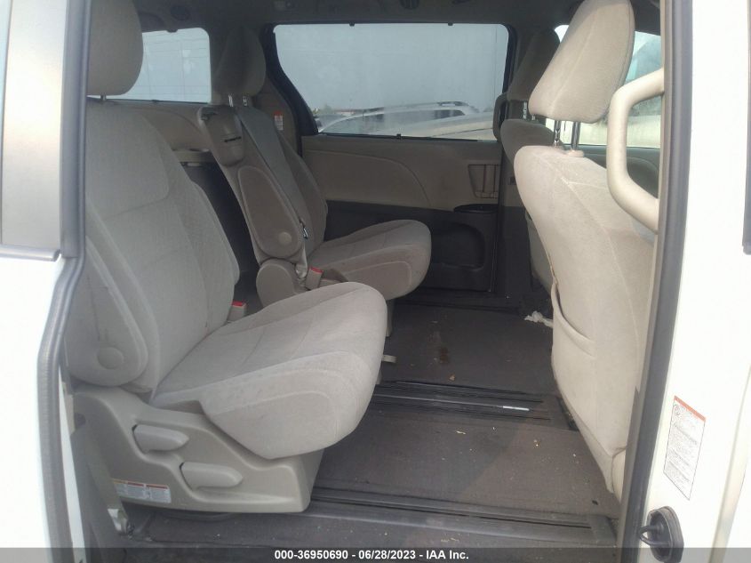 2017 TOYOTA SIENNA LE - 5TDKZ3DC5HS790215