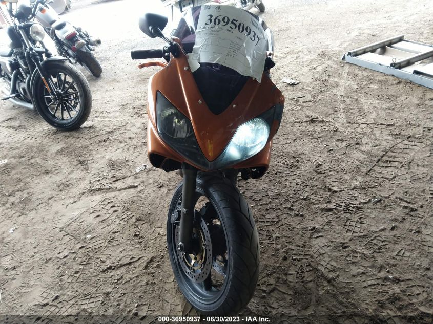 2001 HONDA CBR600 F4 JH2PC35181M201025