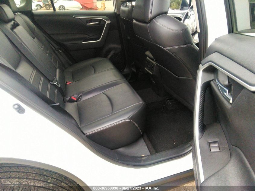 2020 TOYOTA RAV4 XLE PREMIUM - 2T3A1RFV3LW100585