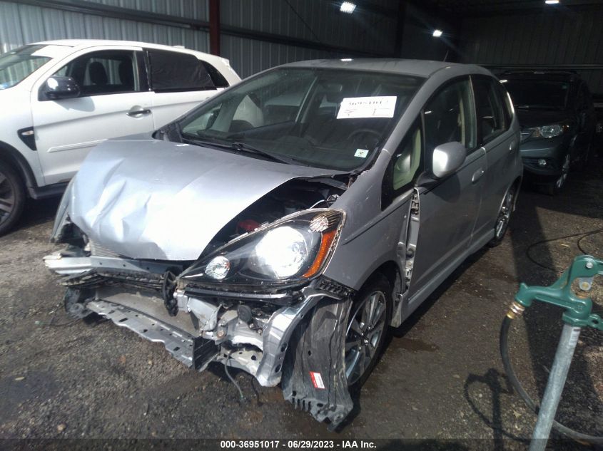 2013 HONDA FIT SPORT - JHMGE8H50DC028981