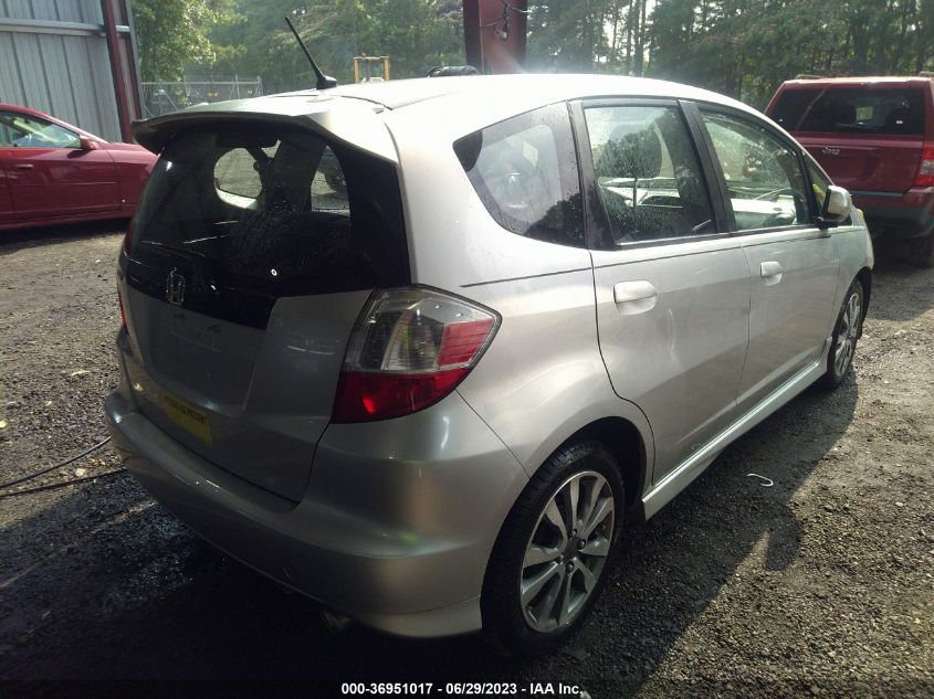 2013 HONDA FIT SPORT - JHMGE8H50DC028981