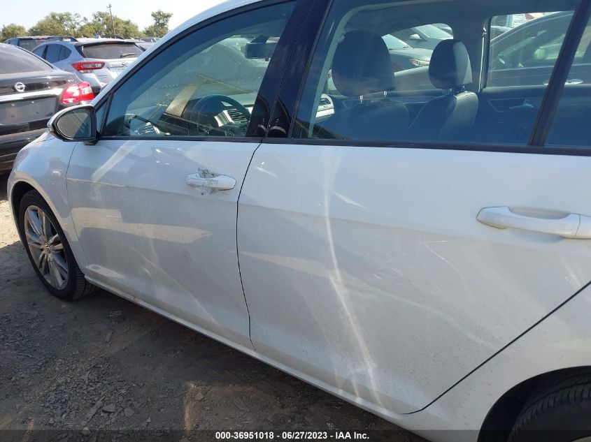 2015 VOLKSWAGEN GOLF TDI SE - 3VW2A7AU2FM014758