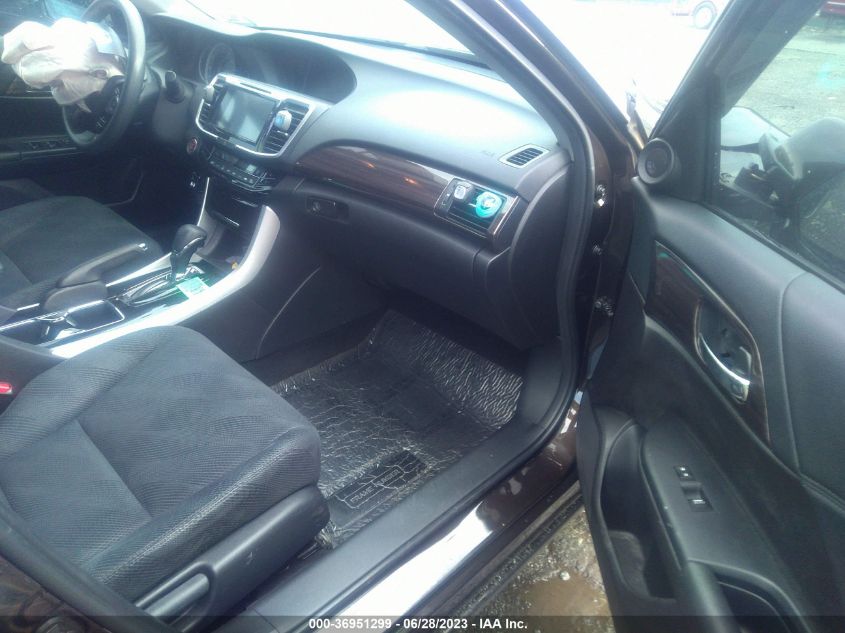 2016 HONDA ACCORD SEDAN EX - 1HGCR2F07GA153115
