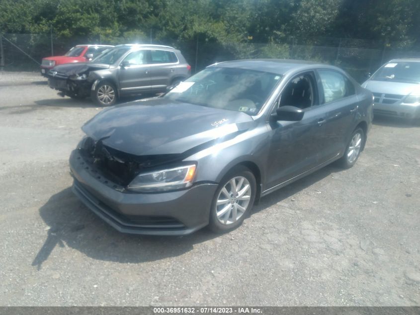 2015 VOLKSWAGEN JETTA SEDAN 1.8T SE - 3VWD17AJ2FM268985