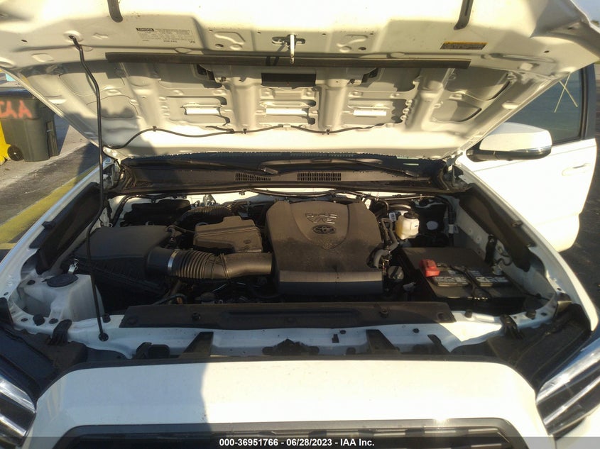 VIN 3TMCZ5AN7PM560700 2023 TOYOTA TACOMA 4WD SR/SR5/TRD SPORT
