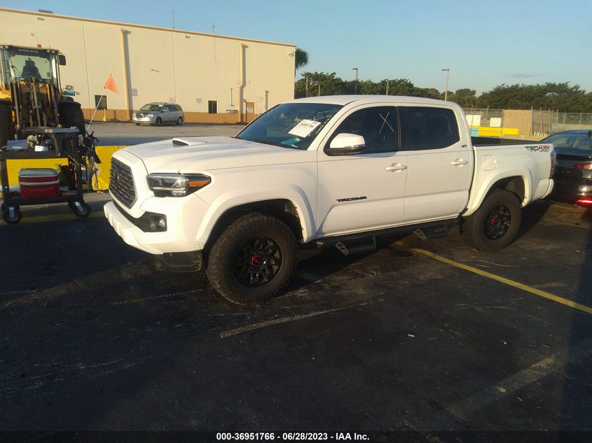 VIN 3TMCZ5AN7PM560700 2023 TOYOTA TACOMA 4WD SR/SR5/TRD SPORT