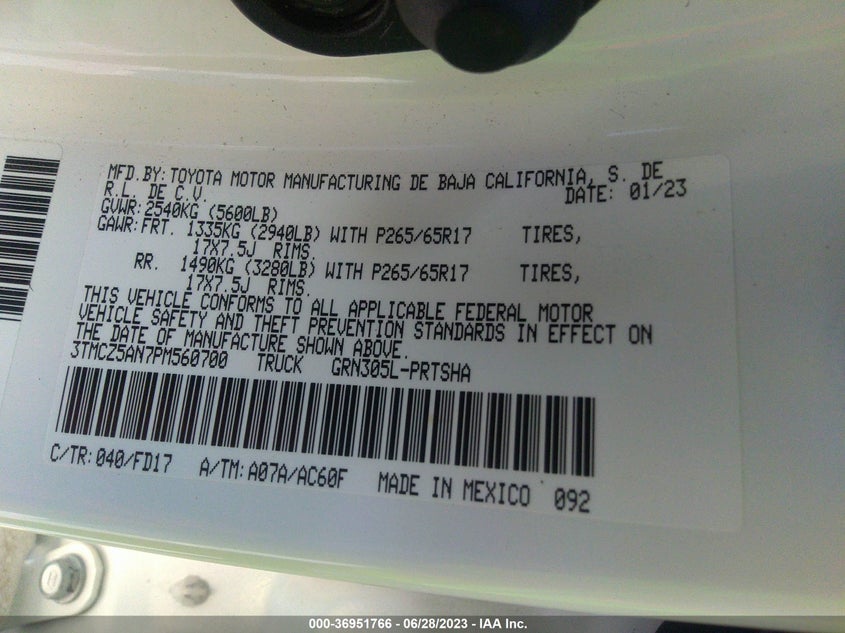 VIN 3TMCZ5AN7PM560700 2023 TOYOTA TACOMA 4WD SR/SR5/TRD SPORT