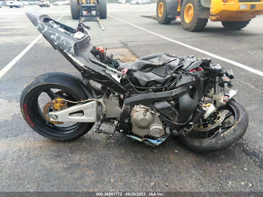 2003 HONDA CBR600 RR - JH2PC37063M007875