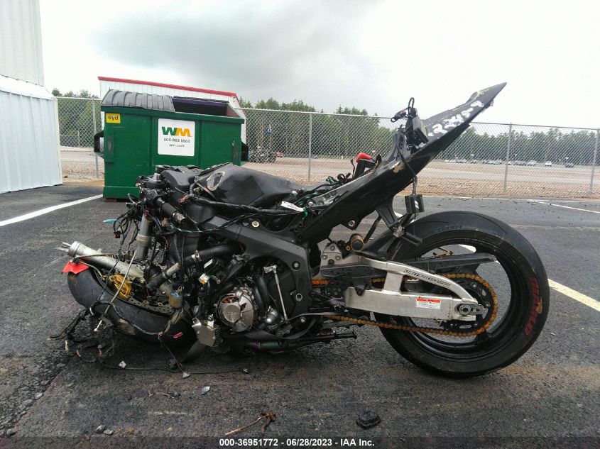 2003 HONDA CBR600 RR - JH2PC37063M007875