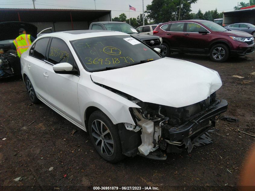 2017 VOLKSWAGEN JETTA 1.4T SE - 3VWDB7AJ7HM216946