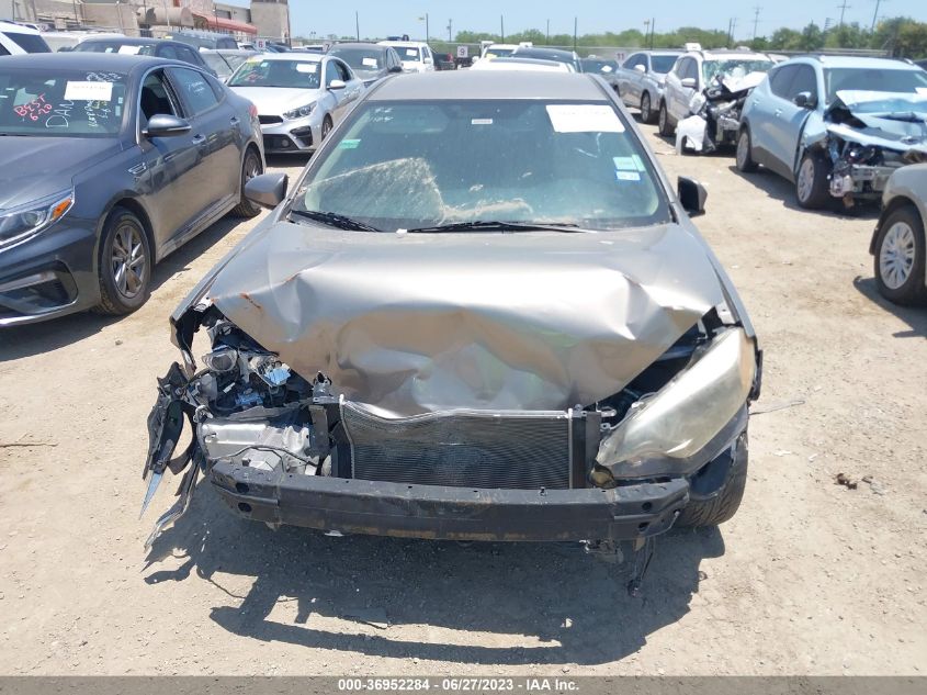 2014 TOYOTA COROLLA L/LE/S/S PLUS/LE PLUS - 5YFBURHE4EP111469