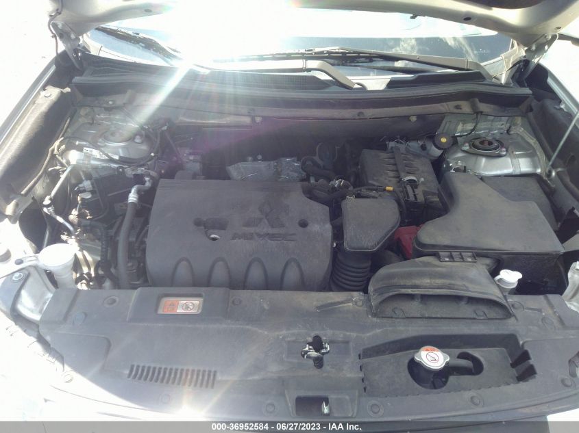 2020 MITSUBISHI OUTLANDER ES/SE/SEL/LE/SP - JA4AZ3A34LZ038006
