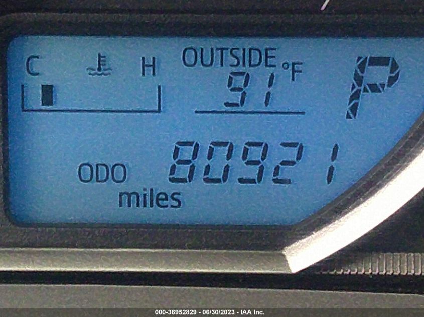 2015 TOYOTA RAV4 XLE - 2T3WFREV7FW134204