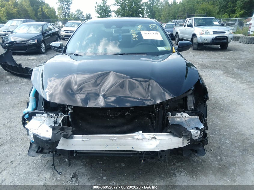 VIN 19XZE4F52NE004472 2022 HONDA INSIGHT EX