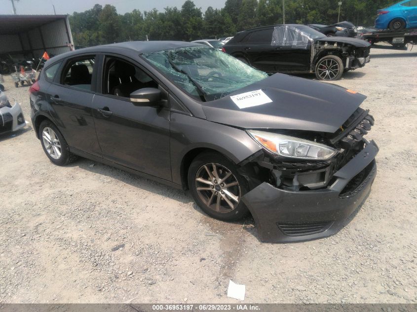 2015 FORD FOCUS SE - 1FADP3K20FL382458