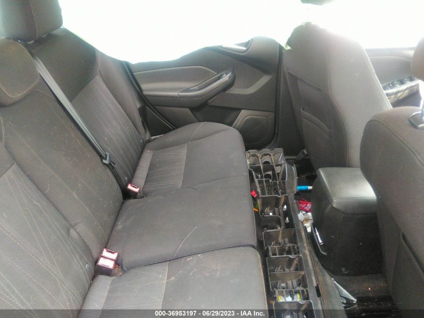 2015 FORD FOCUS SE - 1FADP3K20FL382458