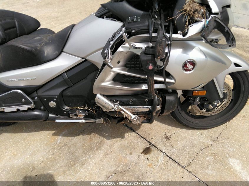 2016 HONDA GL1800 ABS - JH2SC68N8GK200049