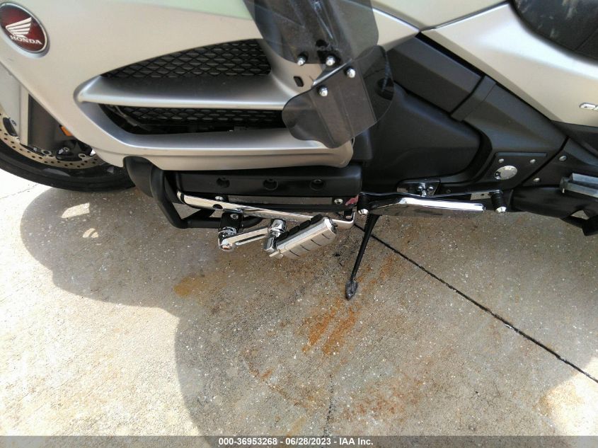 2016 HONDA GL1800 ABS - JH2SC68N8GK200049
