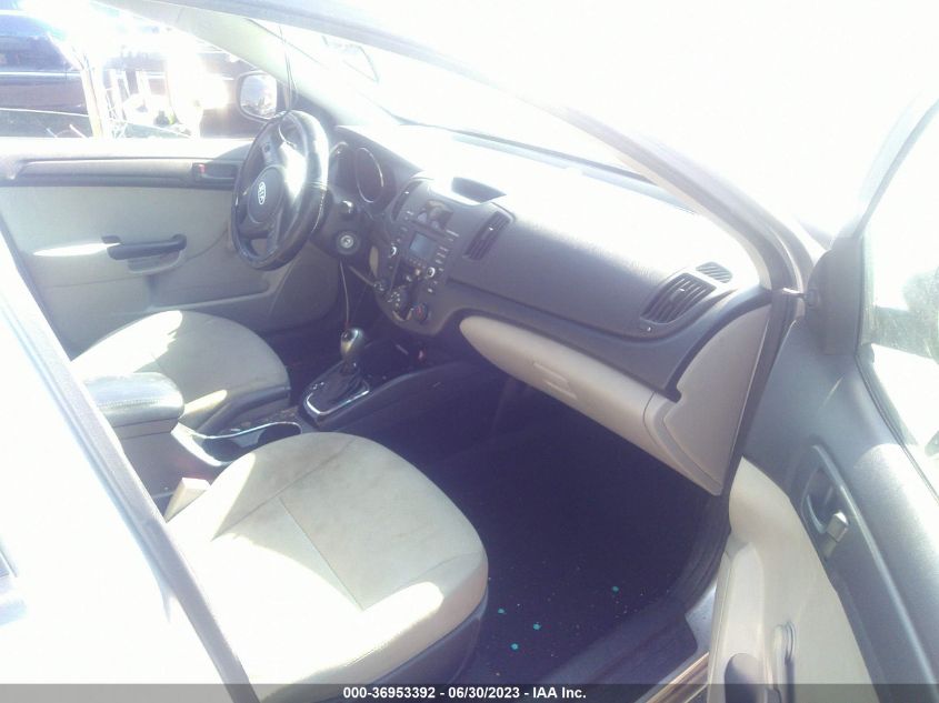 2013 KIA FORTE LX - KNAFT4A2XD5677300