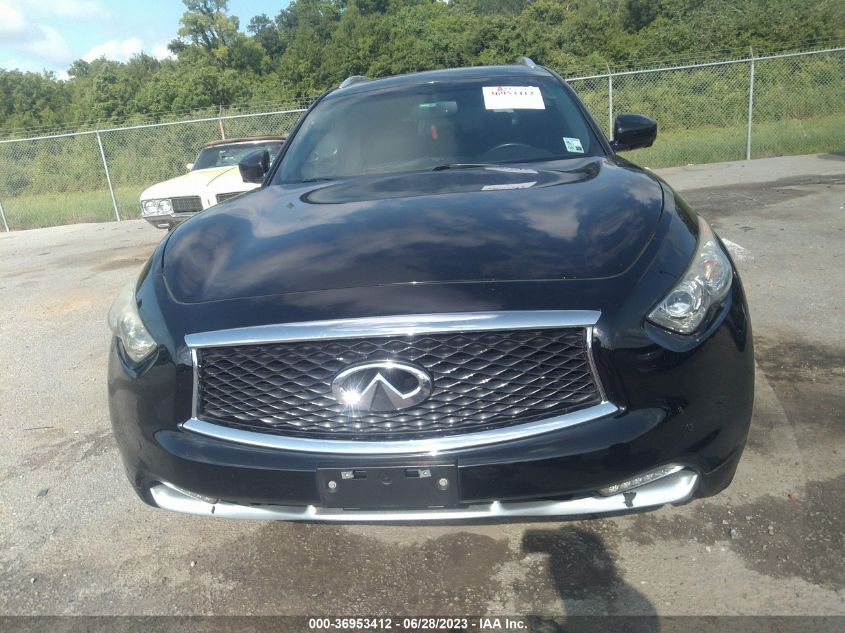 2017 INFINITI QX70 - JN8CS1MU4HM140202