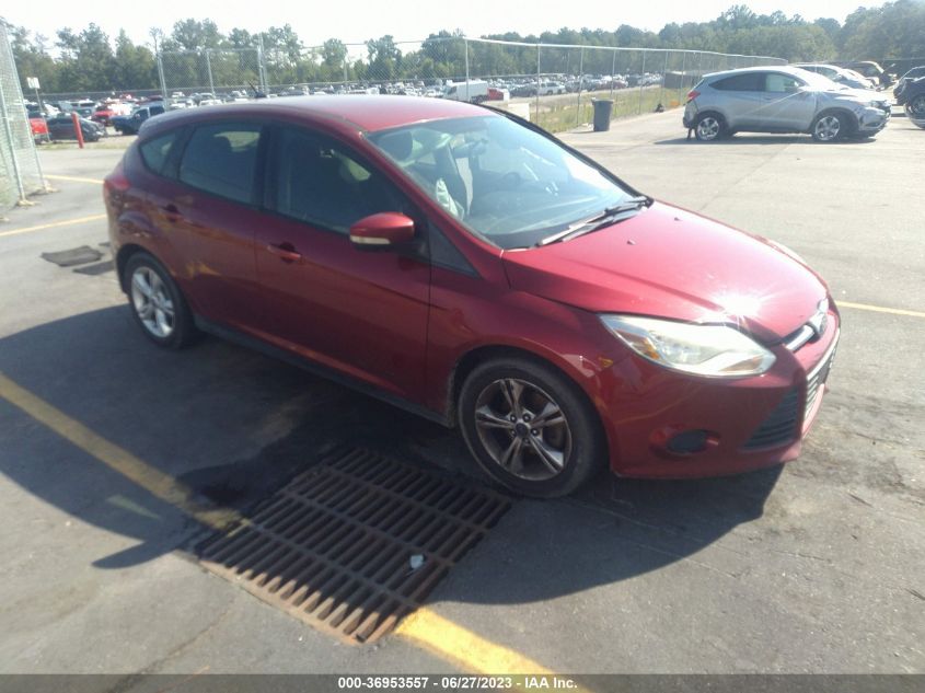 2014 FORD FOCUS SE - 1FADP3K24EL255579