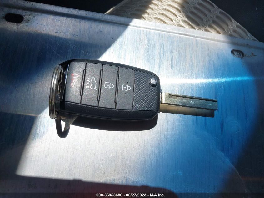 2019 KIA SORENTO LX - 5XYPG4A32KG569035