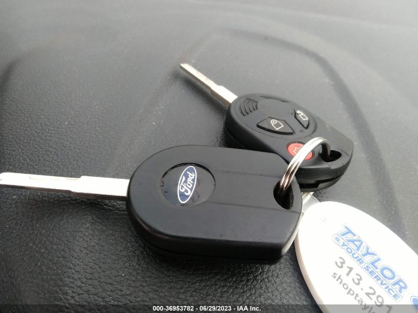 2015 FORD ESCAPE SE - 1FMCU0GX2FUB79966