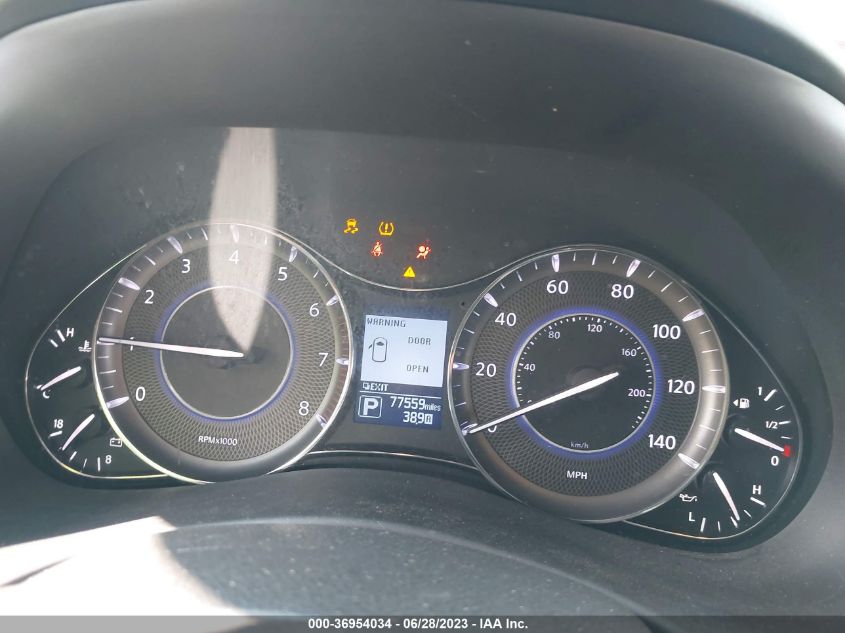 2016 INFINITI QX80 - JN8AZ2NF5G9610361