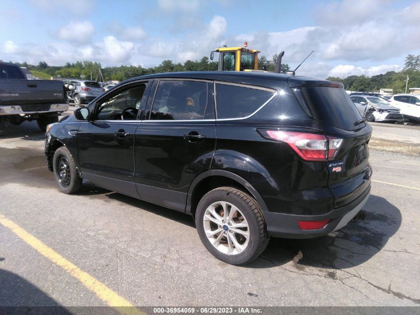 2017 FORD ESCAPE SE - 1FMCU9G9XHUE11464