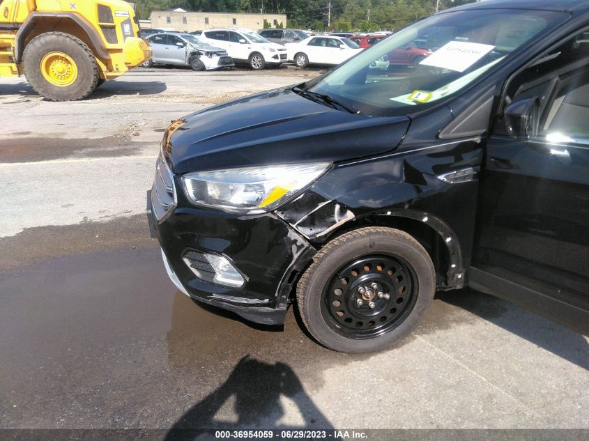 2017 FORD ESCAPE SE - 1FMCU9G9XHUE11464