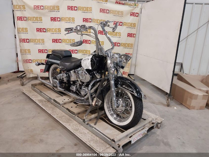 2004 HARLEY-DAVIDSON FLSTC - 1HD1BJY154Y081147